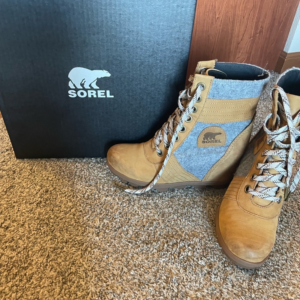 Sorel Wedge Booties